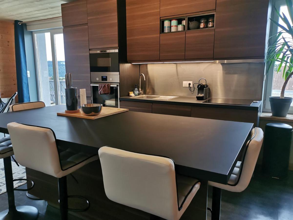 Superbe Appartement Neuf Avec Terrasse Orchamps-Vennes Kültér fotó