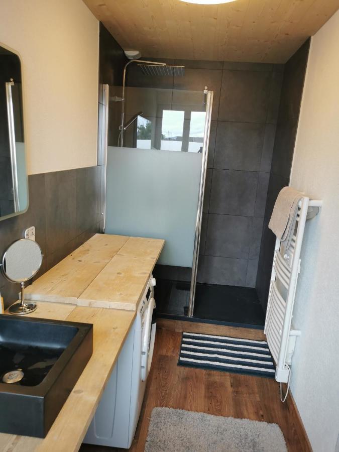 Superbe Appartement Neuf Avec Terrasse Orchamps-Vennes Kültér fotó