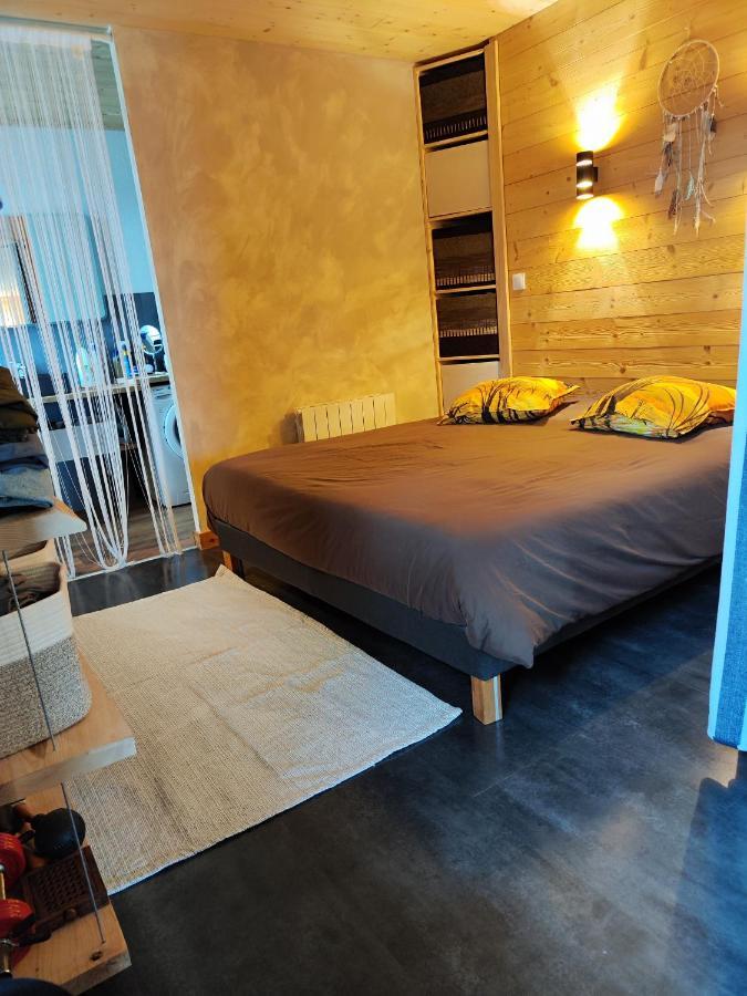 Superbe Appartement Neuf Avec Terrasse Orchamps-Vennes Kültér fotó